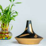 Gold And Black Spinning Shape Table Decor Vase