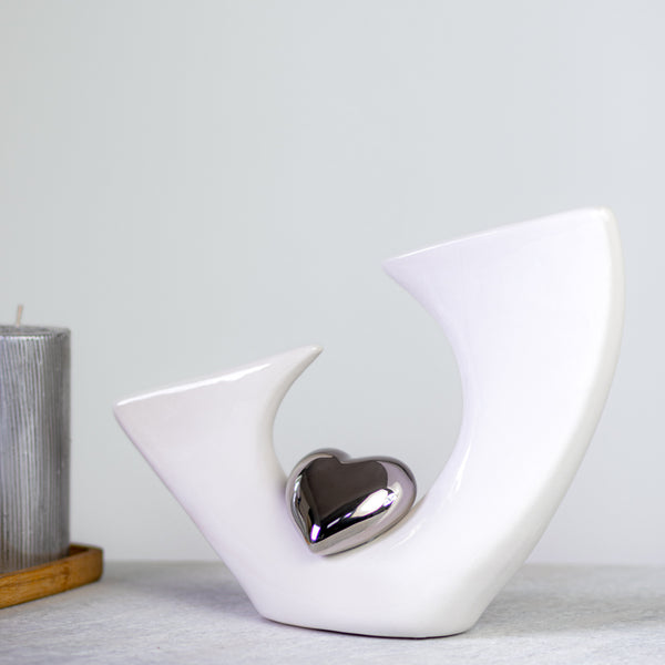 Glimmering White With Heart Ceramic Table Decor