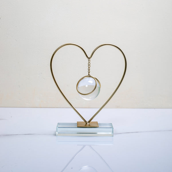 QBox Decor Golden Heart Shape Table Centerpiece with Crystal Ball