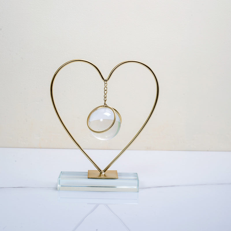 QBox Decor Golden Heart Shape Table Centerpiece with Crystal Ball